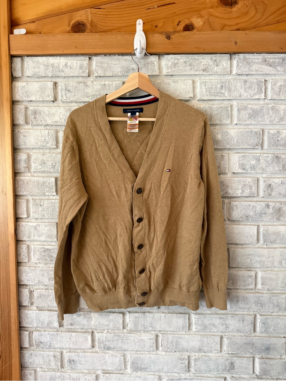 Tommy Hilfiger Men's Camel/Tan V-Neck Button Cardigan Sweater